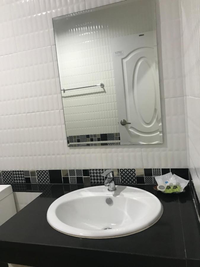 Ttt Hotel Hat Yai Eksteriør bilde